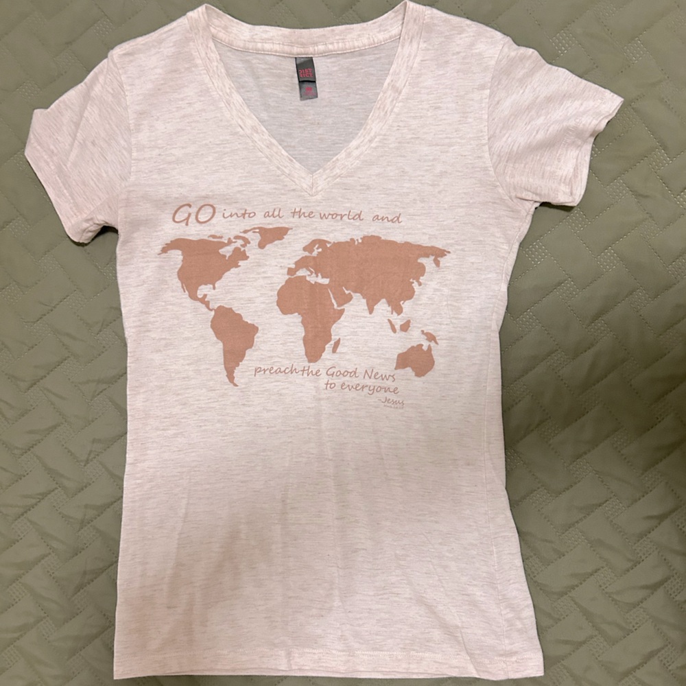Women’s T-shirt